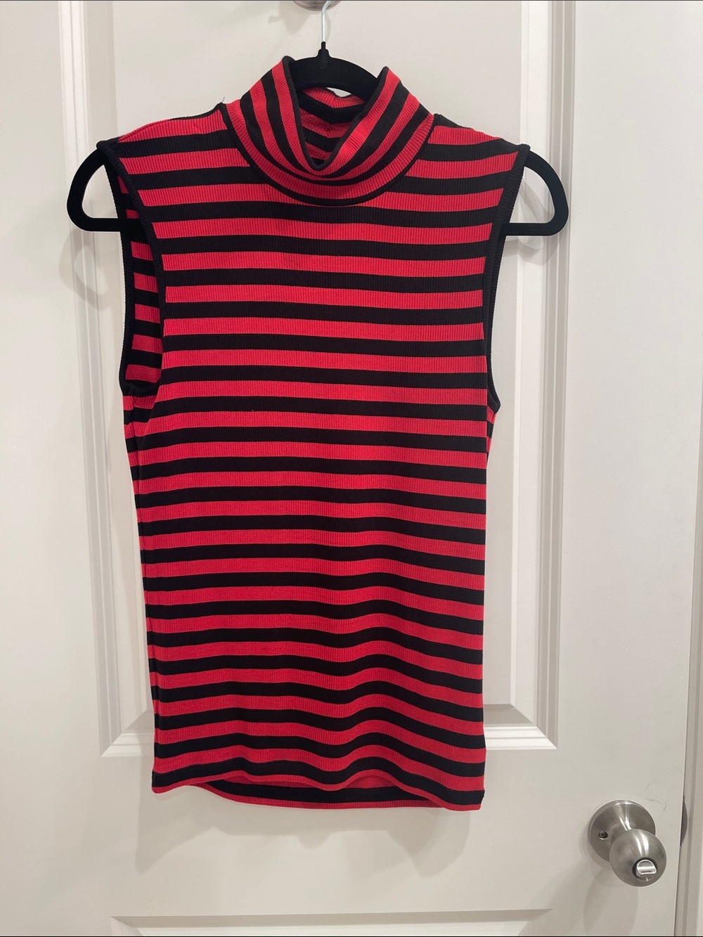 Sanctuary Black & Red Striped Sleeveless Turtleneck